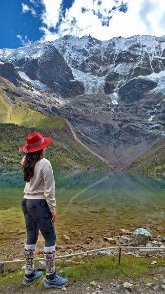 Viajar a Humantay: Descubriendo la laguna turquesa en Cusco