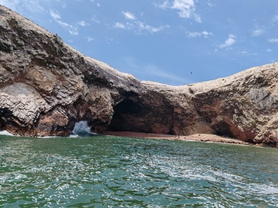 Formaciones Geológicas en las islas Ballestas Perú
