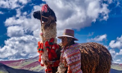 Vinicunca Descrizione Storica e Culturale Ufficiale 2026 Vinicunca Descrizione Storica e Culturale Ufficiale 2026