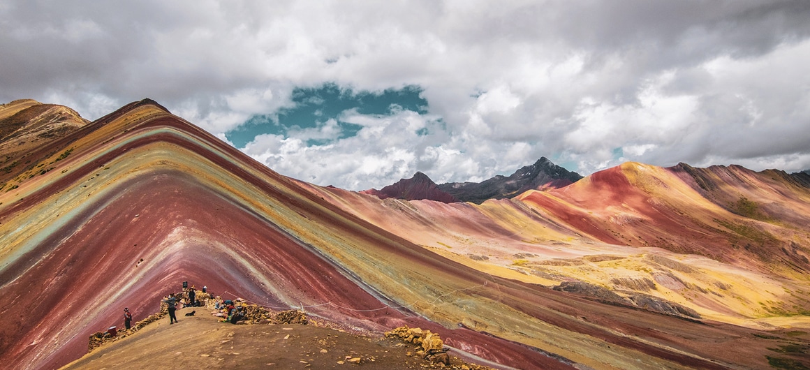 Vista de la montaña de los 7 coloreses