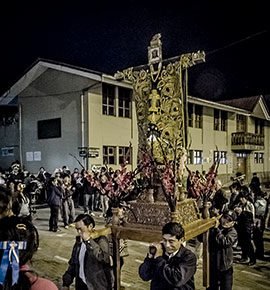 Cruz Velacuy o celebración de la Cruz en Cusco