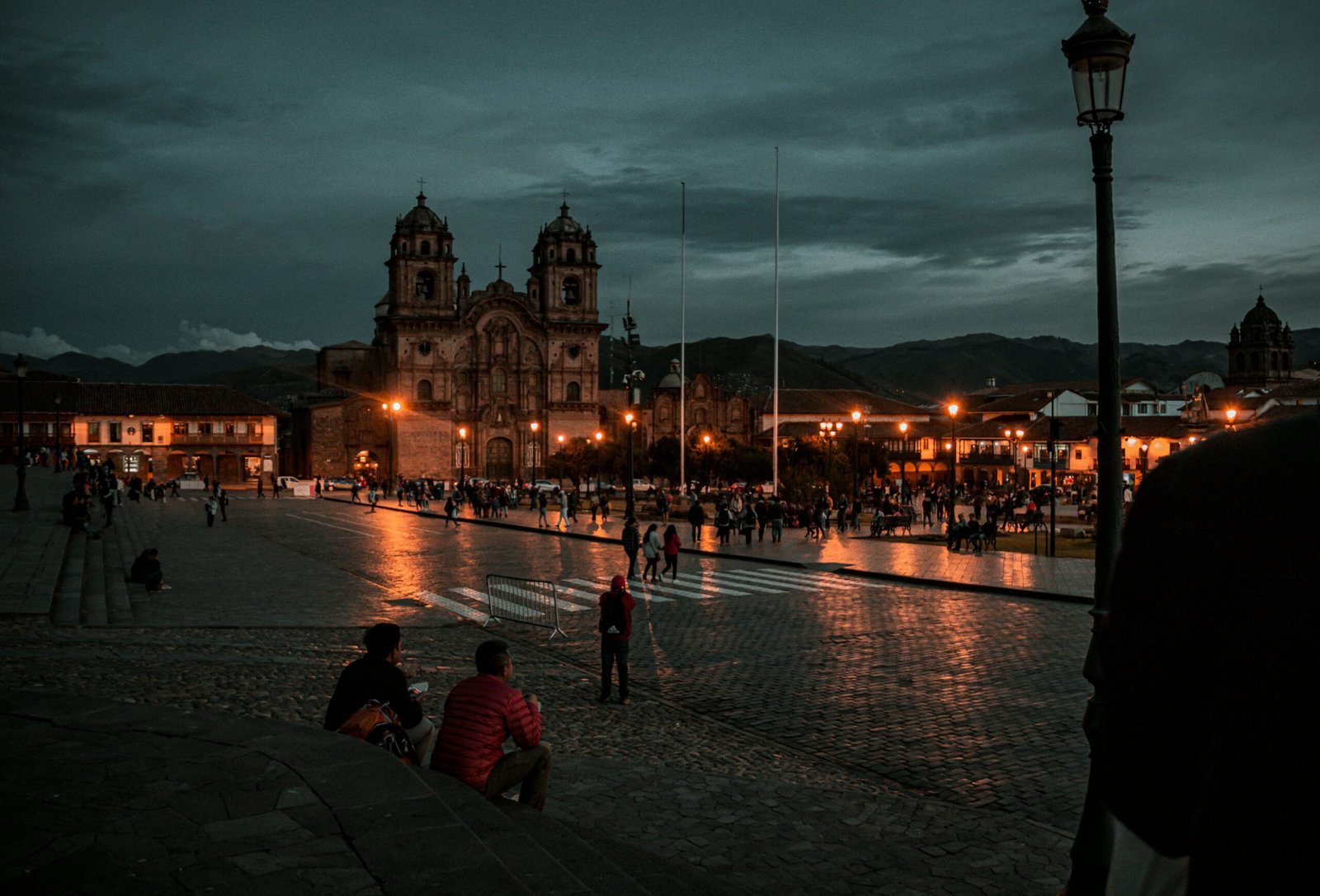 ciudad del cusco de noche , city tour nocturno en cusco