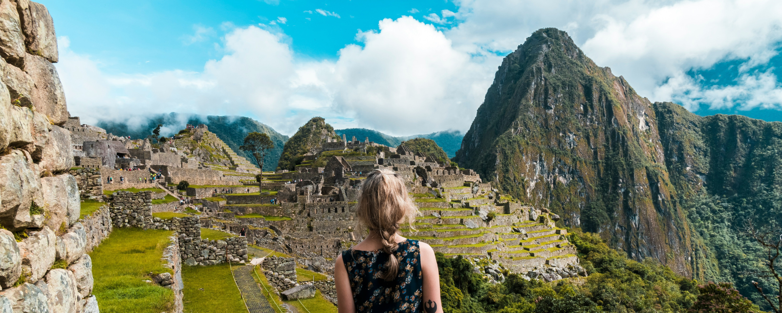 girl Looking a mountain